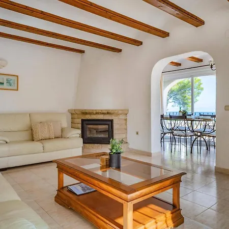 Moggalatto By Κάλπε